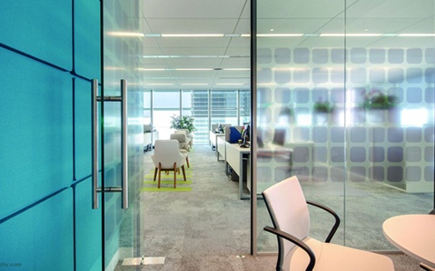 Mampara office - optimiza el espacio de trabajo en la oficina